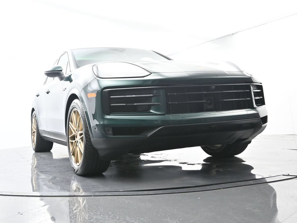 Certified 2025 Porsche Cayenne S AWD/4WD image 57