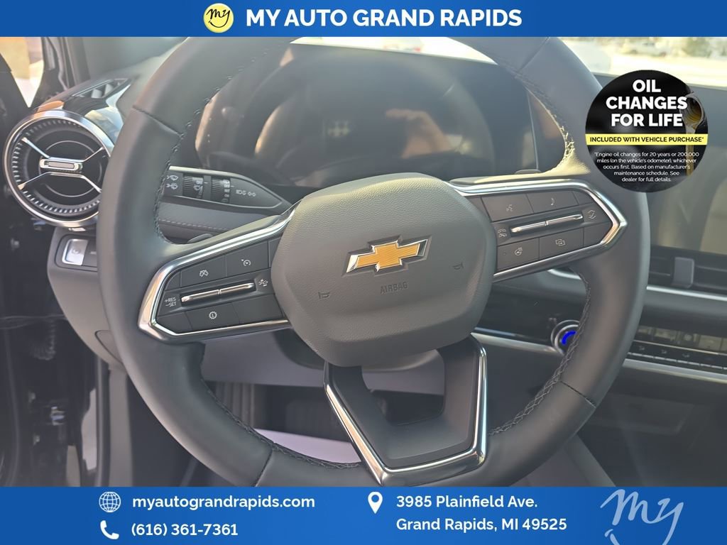 Used 2026 Chevrolet Equinox LT w/ Convenience Package II image 14