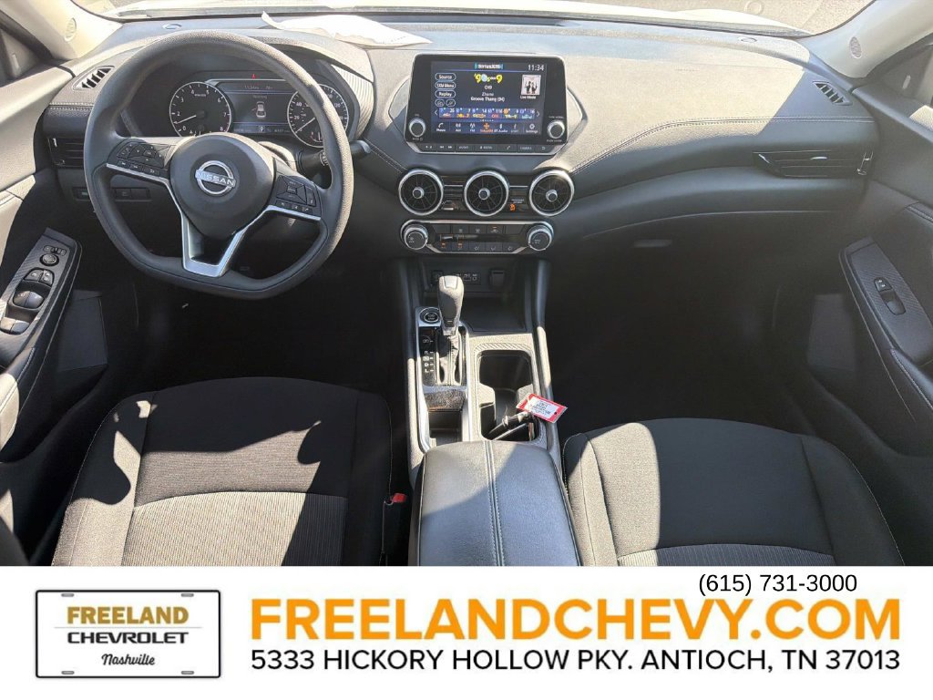 Used 2024 Nissan Sentra SV FWD image 17