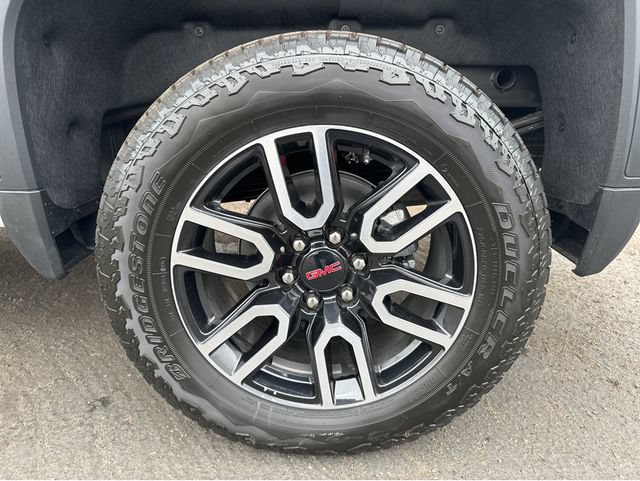 New 2026 GMC Sierra 1500 AT4 w/ AT4 Premium Package AWD/4WD image 4