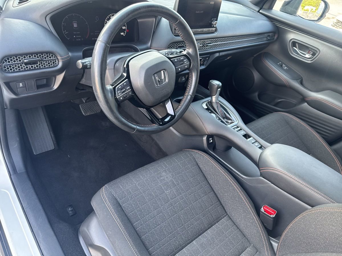 Used 2023 Honda HR-V Sport image 18