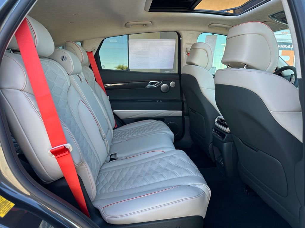 New 2025 Genesis GV80 3.5T e-SC image 31