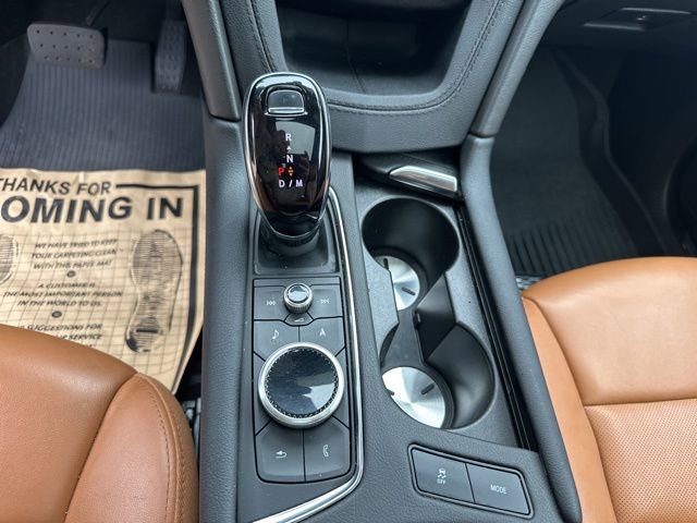Certified 2024 Cadillac XT5 Premium Luxury w/ LPO, Floor Liner Package AWD/4WD image 16