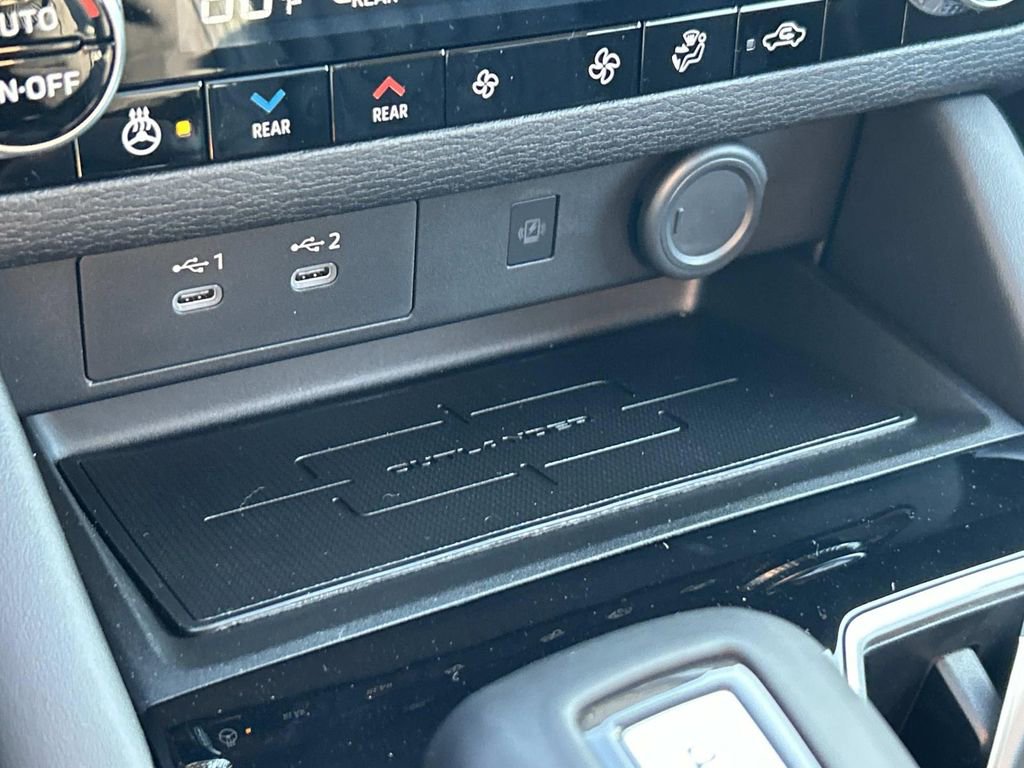 Used 2025 Mitsubishi Outlander SEL image 30