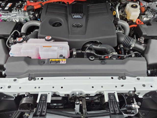 New 2026 Toyota Sequoia Platinum w/ TRD Off-Road Package AWD/4WD image 32