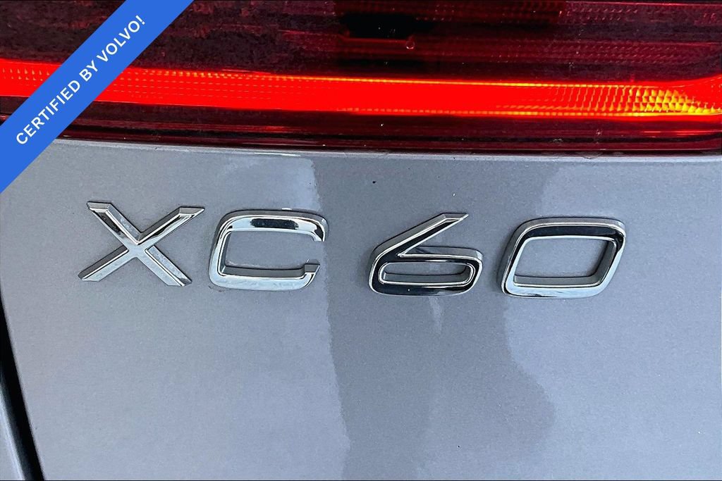 Used 2026 Volvo XC60 B5 Plus AWD/4WD image 35