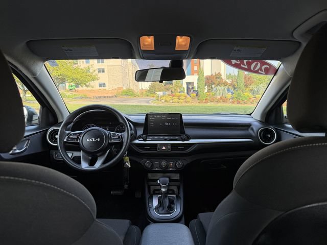 Used 2024 Kia Forte LXS FWD image 32