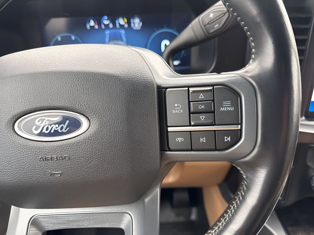 Used 2023 Ford F250 Lariat w/ Chrome Package image 17