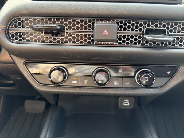 Certified 2025 Honda HR-V Sport image 30
