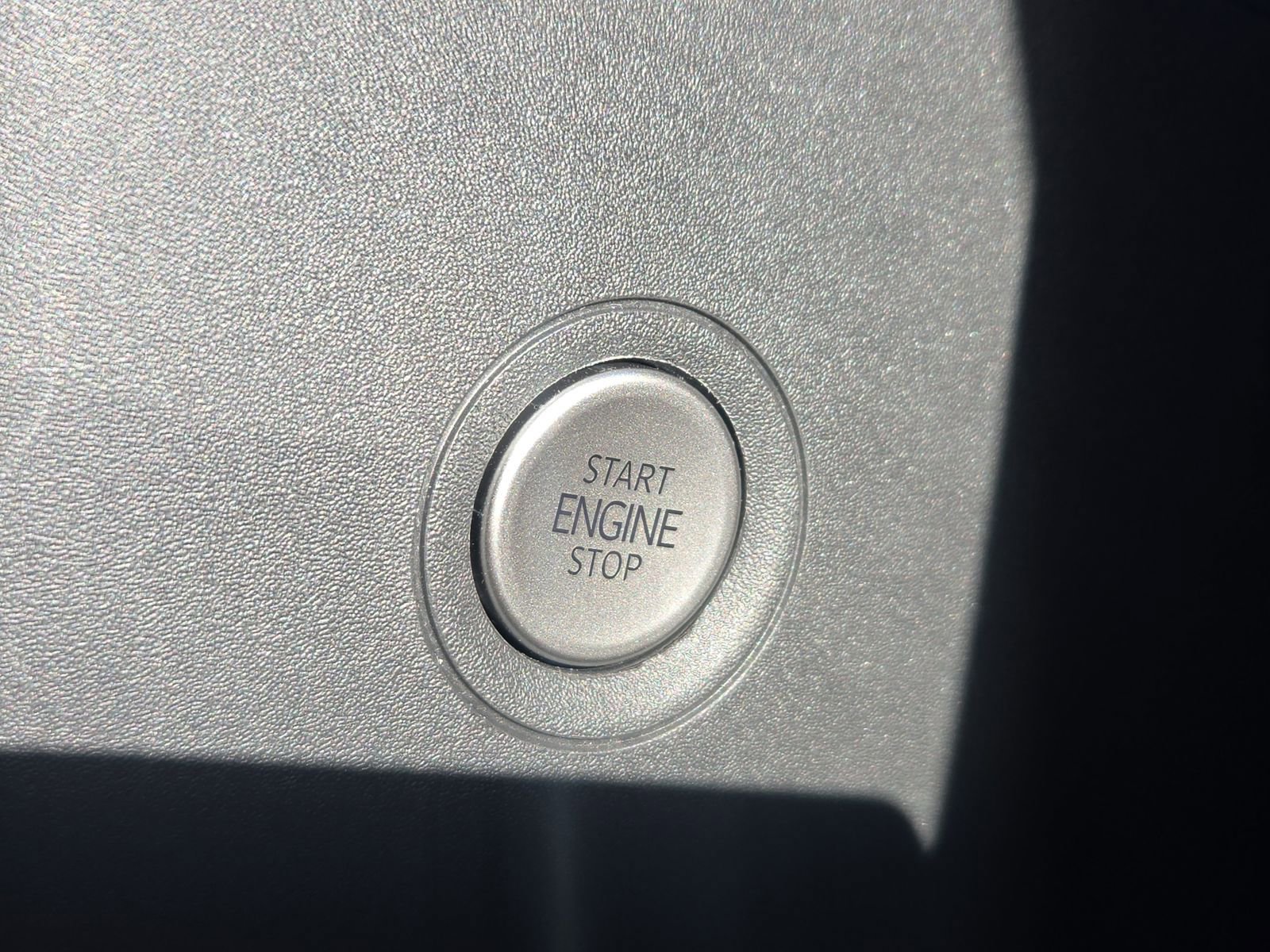 Certified 2023 Volkswagen ID.4 2WD image 34