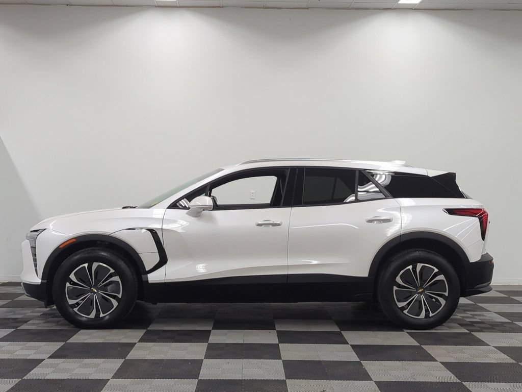 Used 2024 Chevrolet Blazer EV LT AWD/4WD image 4