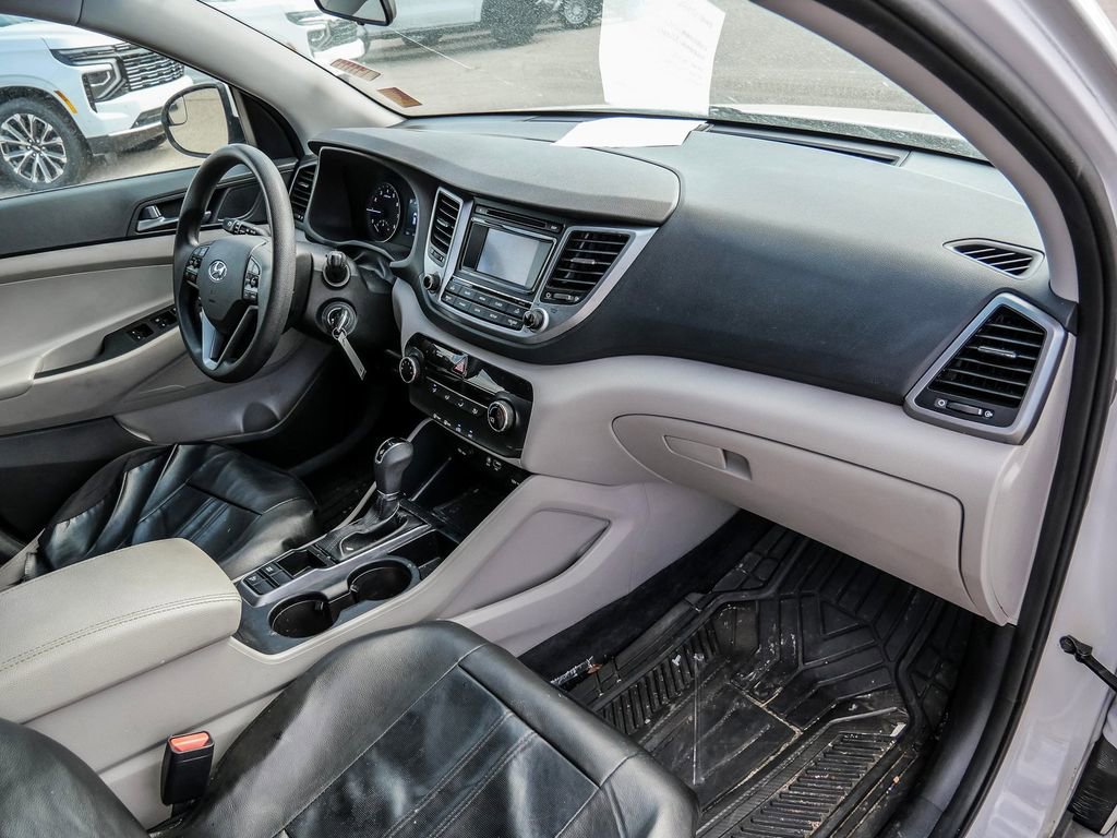 Used 2017 Hyundai Tucson SE image 12