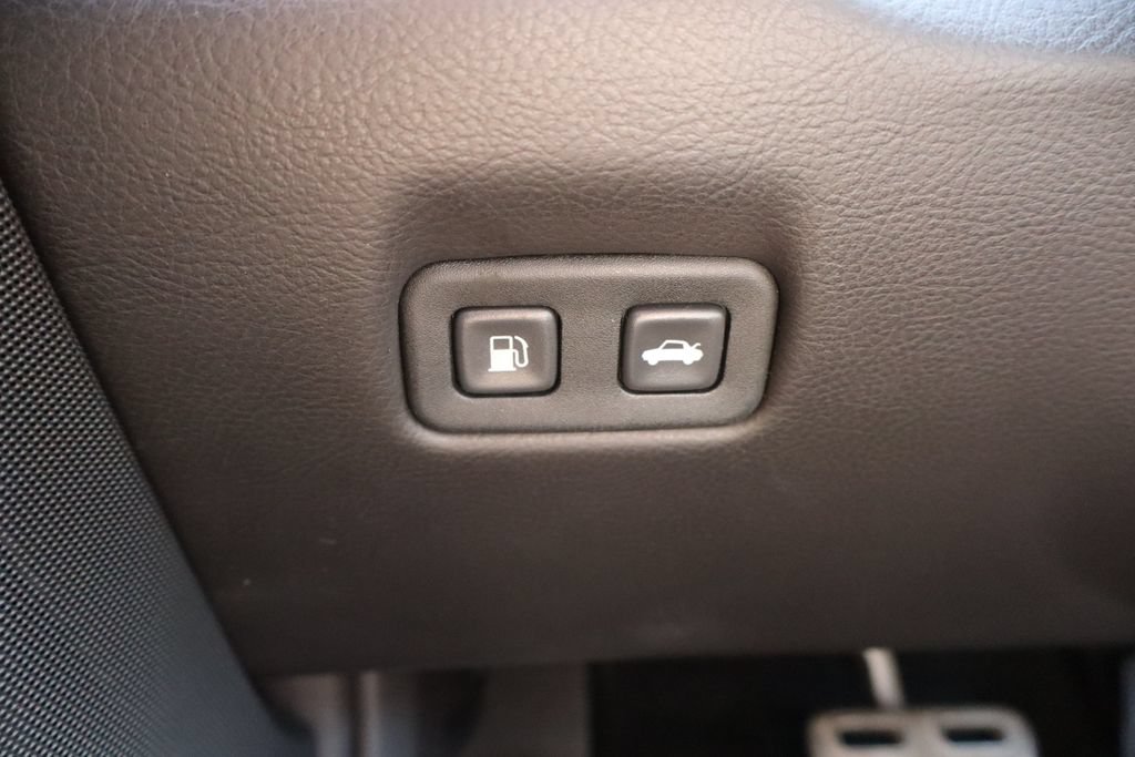 Used 2008 Chevrolet Corvette Coupe RWD image 13