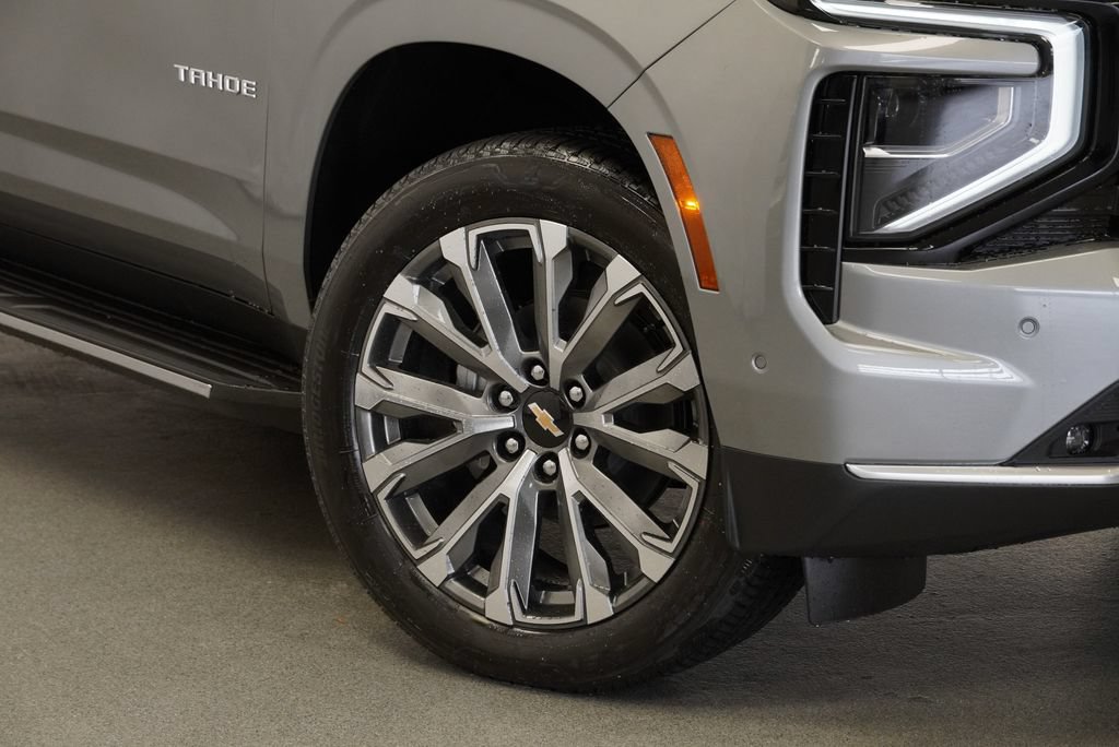New 2026 Chevrolet Tahoe High Country w/ Sun And Tow Package AWD/4WD image 9