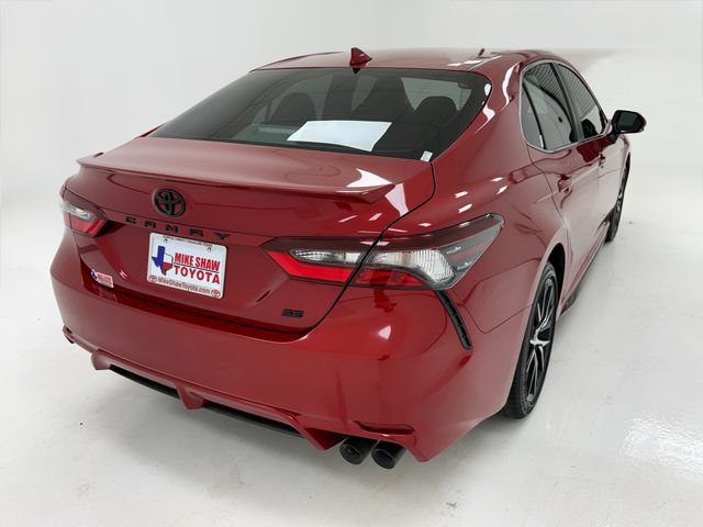Used 2024 Toyota Camry SE w/ Convenience Package FWD image 40