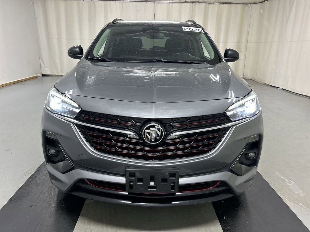 Used 2020 Buick Encore GX Essence w/ Sport Touring Package FWD image 3