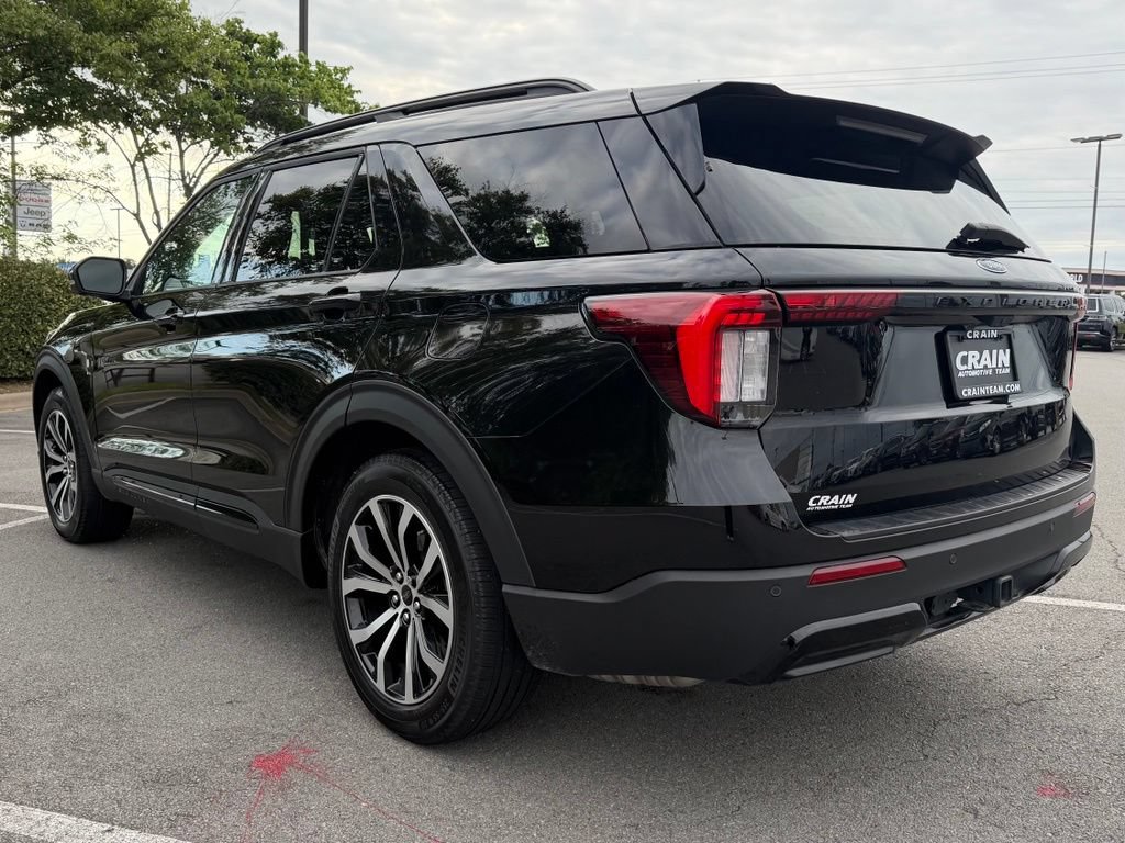 Used 2025 Ford Explorer ST-Line w/ Premium Package RWD image 5