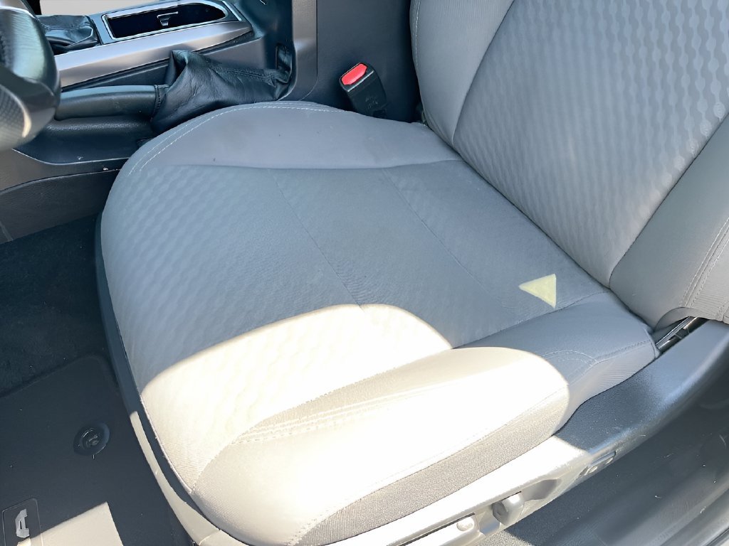 Used 2023 Toyota Tacoma SR5 RWD image 18
