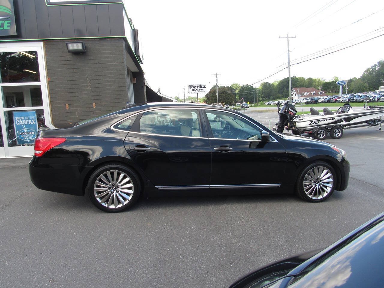 Used 2014 Hyundai Equus Ultimate RWD image 3