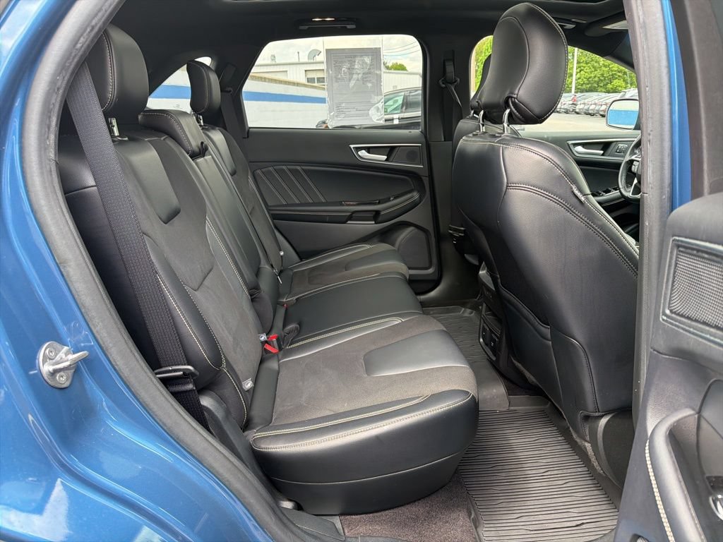 Used 2019 Ford Edge ST w/ Equipment Group 401A AWD/4WD image 23