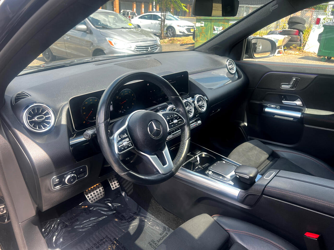 Used 2021 Mercedes-Benz GLA 250 4MATIC image 10