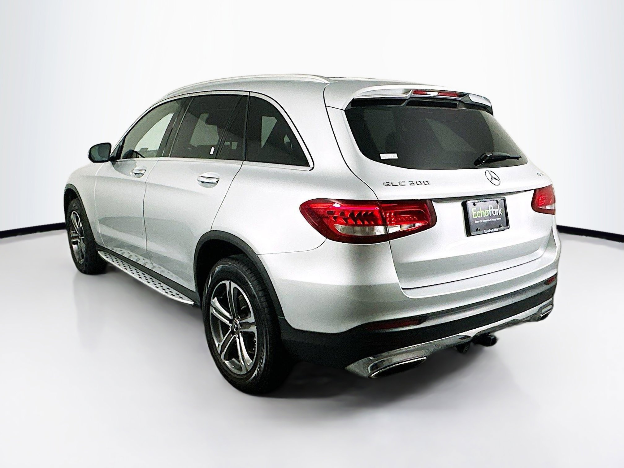 Used 2017 Mercedes-Benz GLC 300 4MATIC image 5
