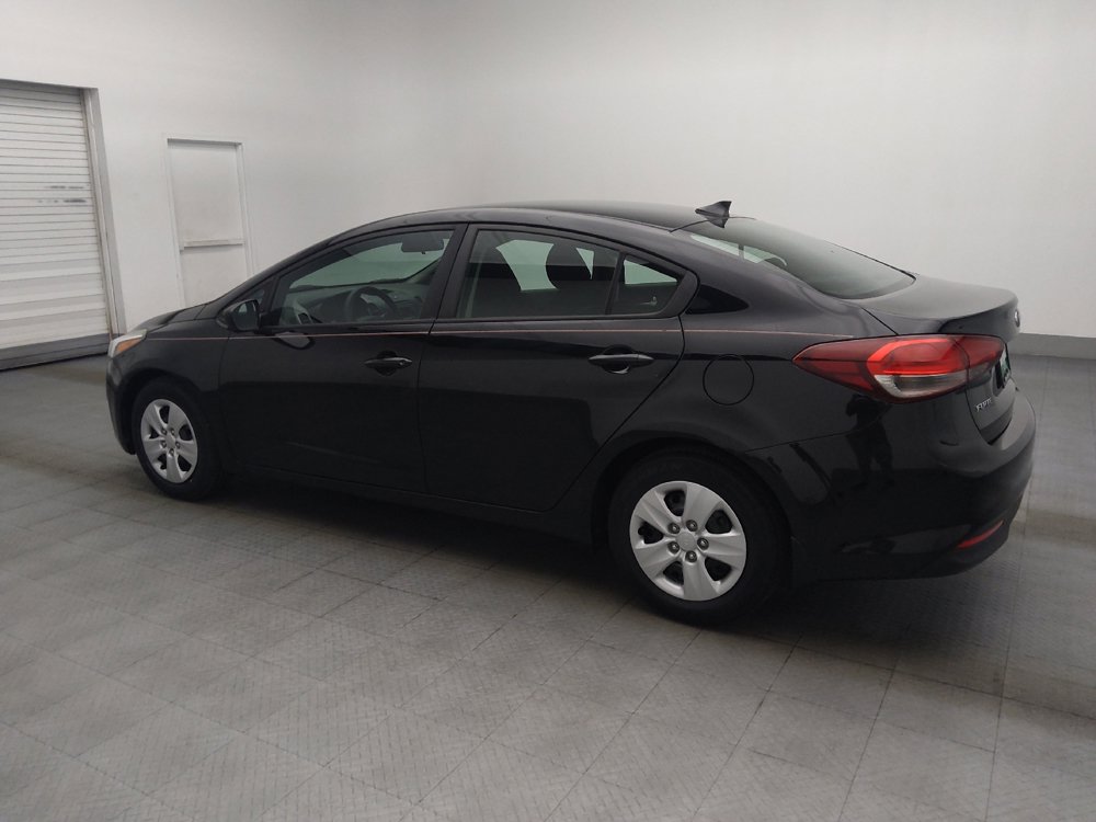 Used 2017 Kia Forte LX FWD image 3