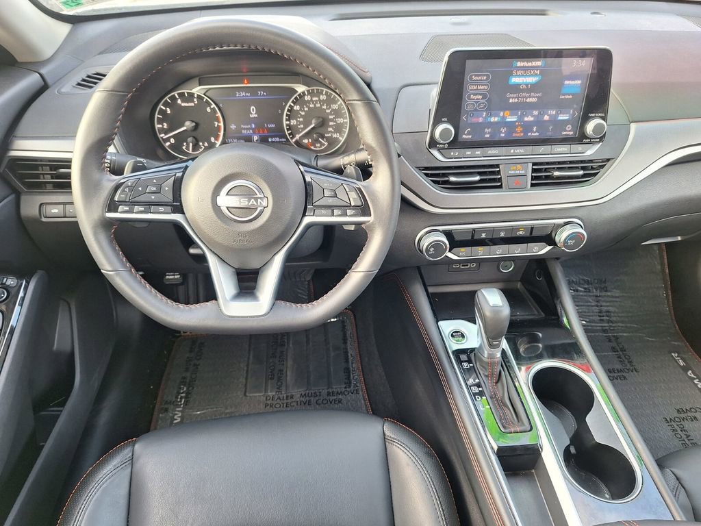 Certified 2025 Nissan Altima 2.5 SR image 21