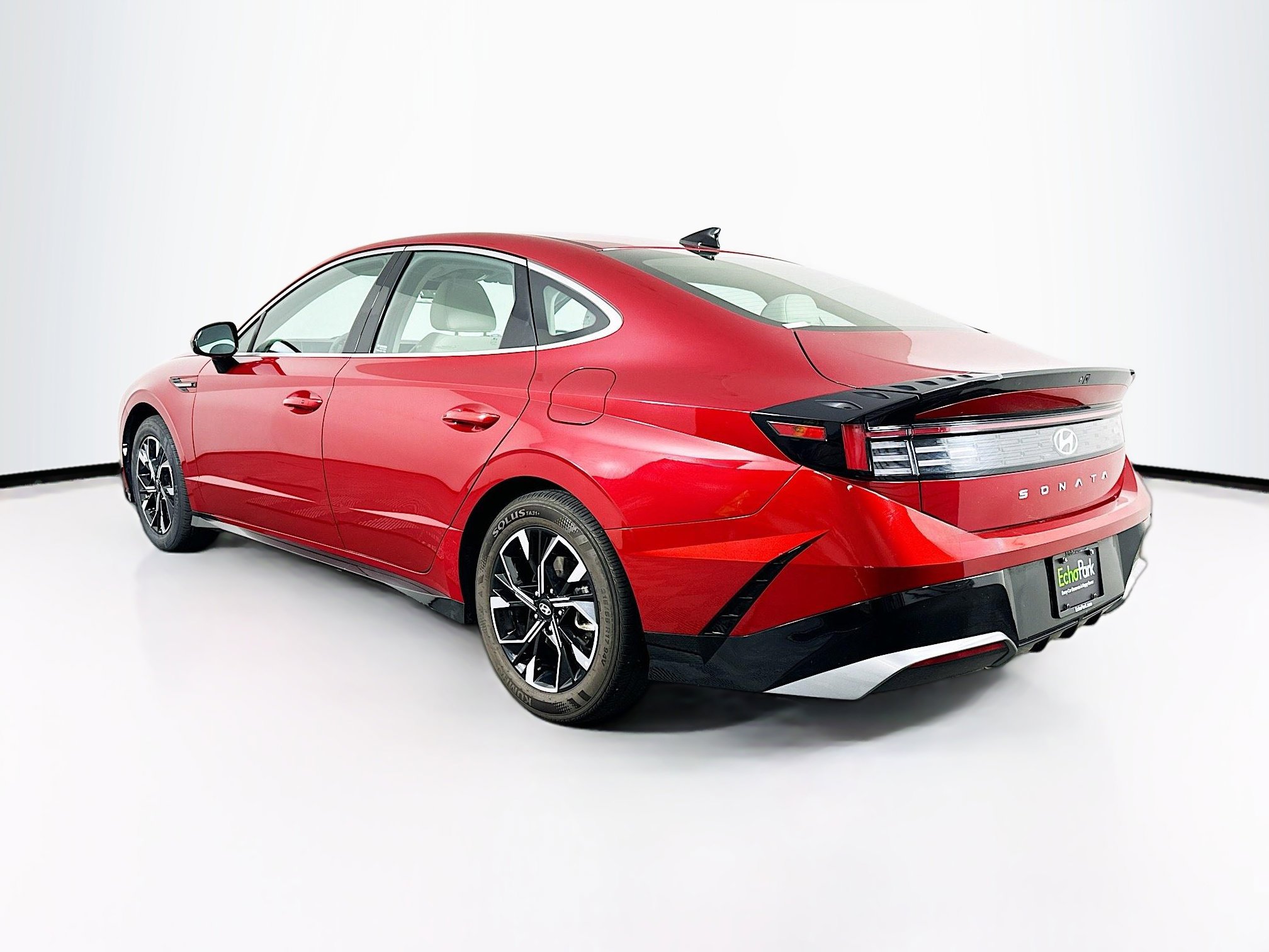 Used 2025 Hyundai Sonata SEL FWD image 5