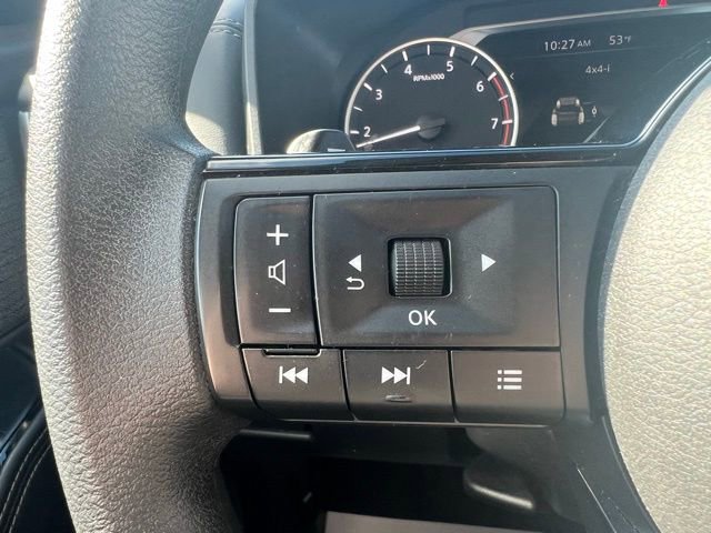 Used 2023 Nissan Rogue SV AWD/4WD image 14