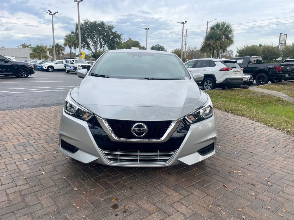 Used 2022 Nissan Versa SV w/ Electronics Package image 7