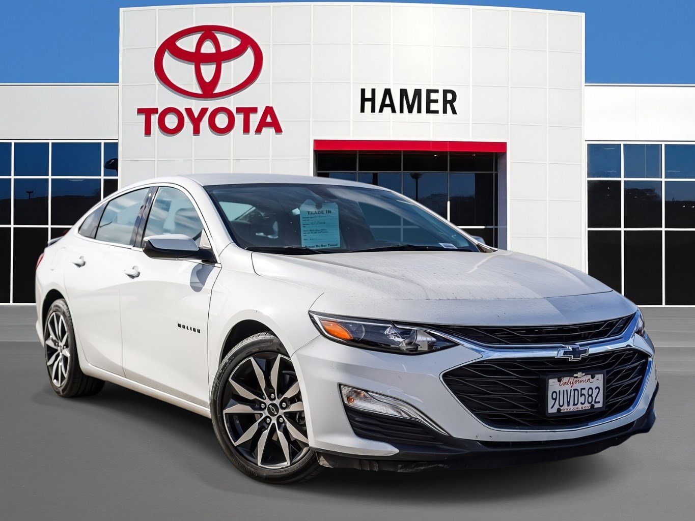 Used 2022 Chevrolet Malibu RS image 1