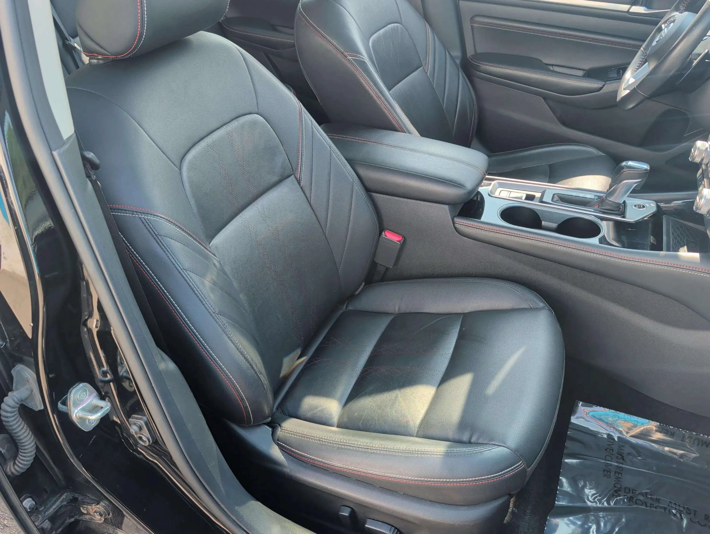 Used 2023 Nissan Altima 2.0 SR FWD image 30