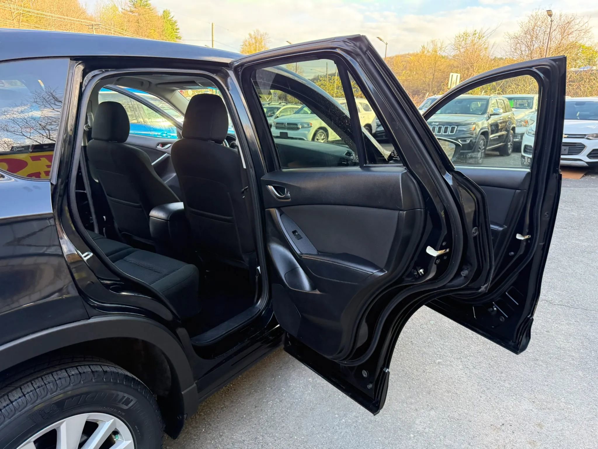 Used 2015 MAZDA CX-5 Touring w/ Bose/Moonroof Package AWD/4WD image 18
