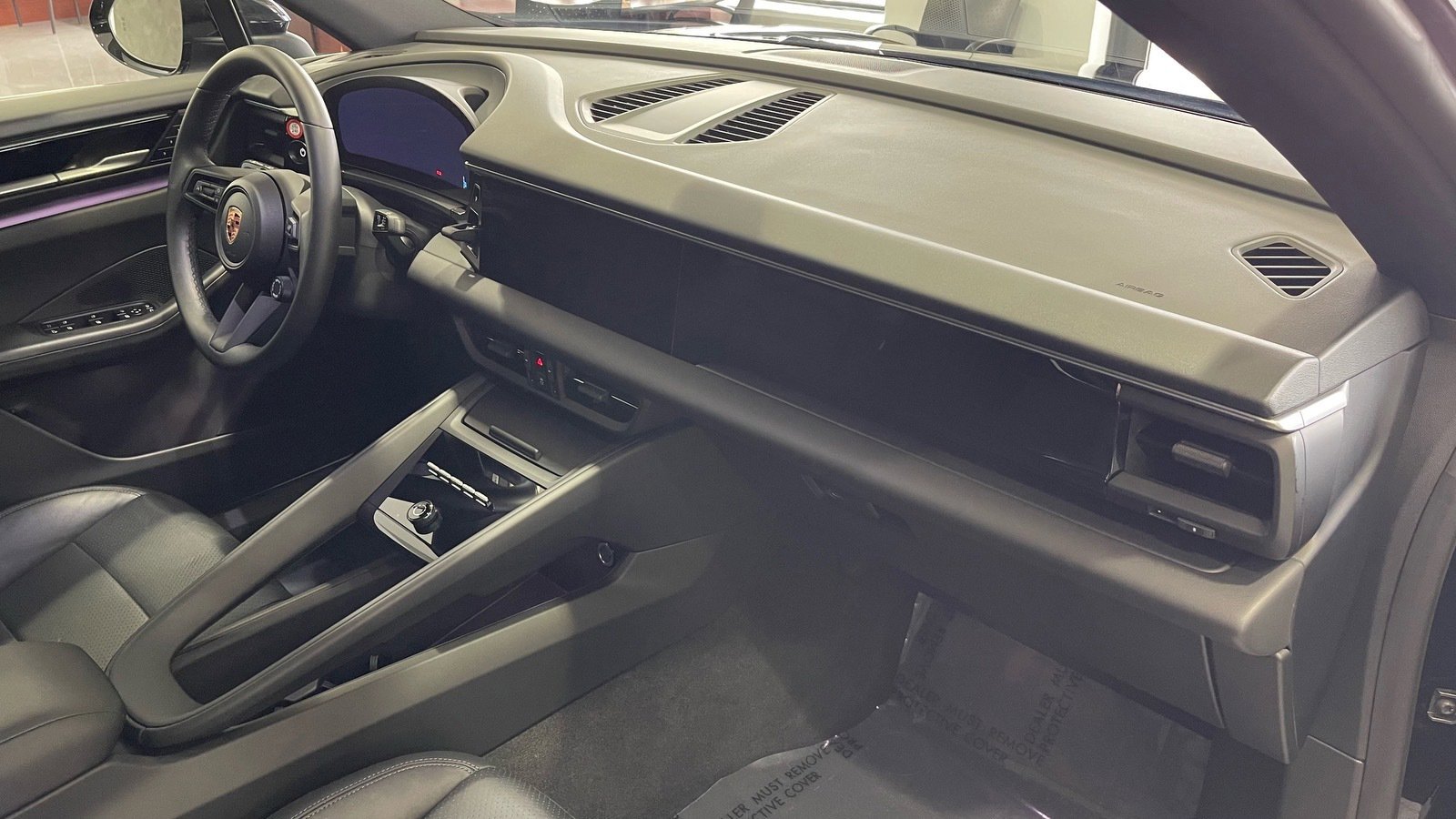 Used 2025 Porsche Macan Electric image 41