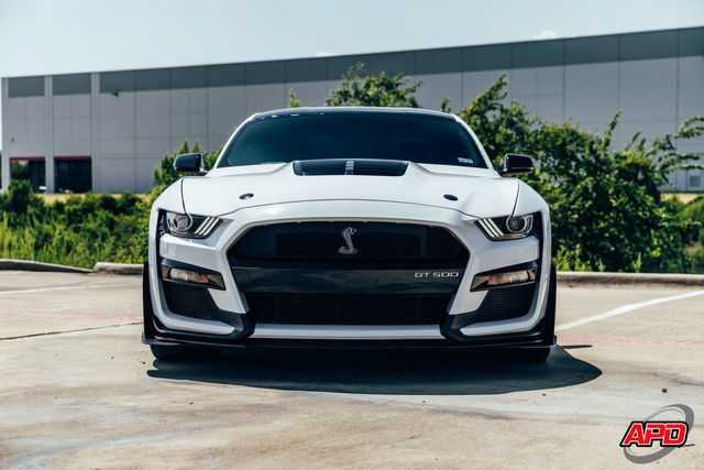 Used 2021 Ford Mustang Shelby GT500 w/ Technology Package RWD image 16