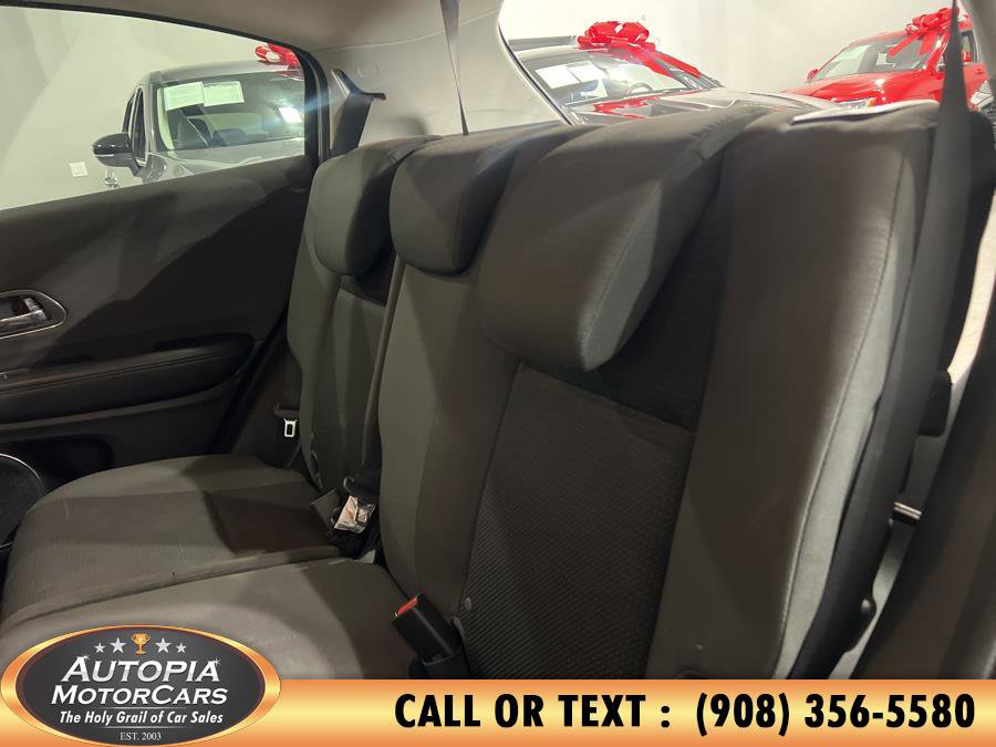 Used 2022 Honda HR-V EX image 16
