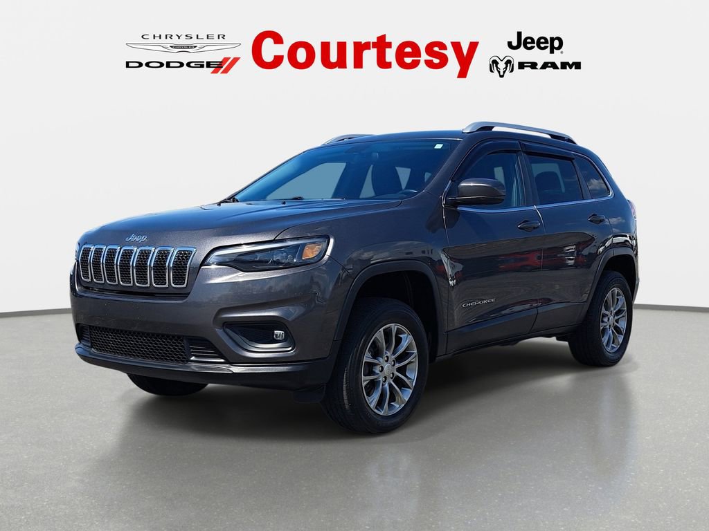 Used 2020 Jeep Cherokee Latitude Plus w/ Cold Weather Group AWD/4WD image 7