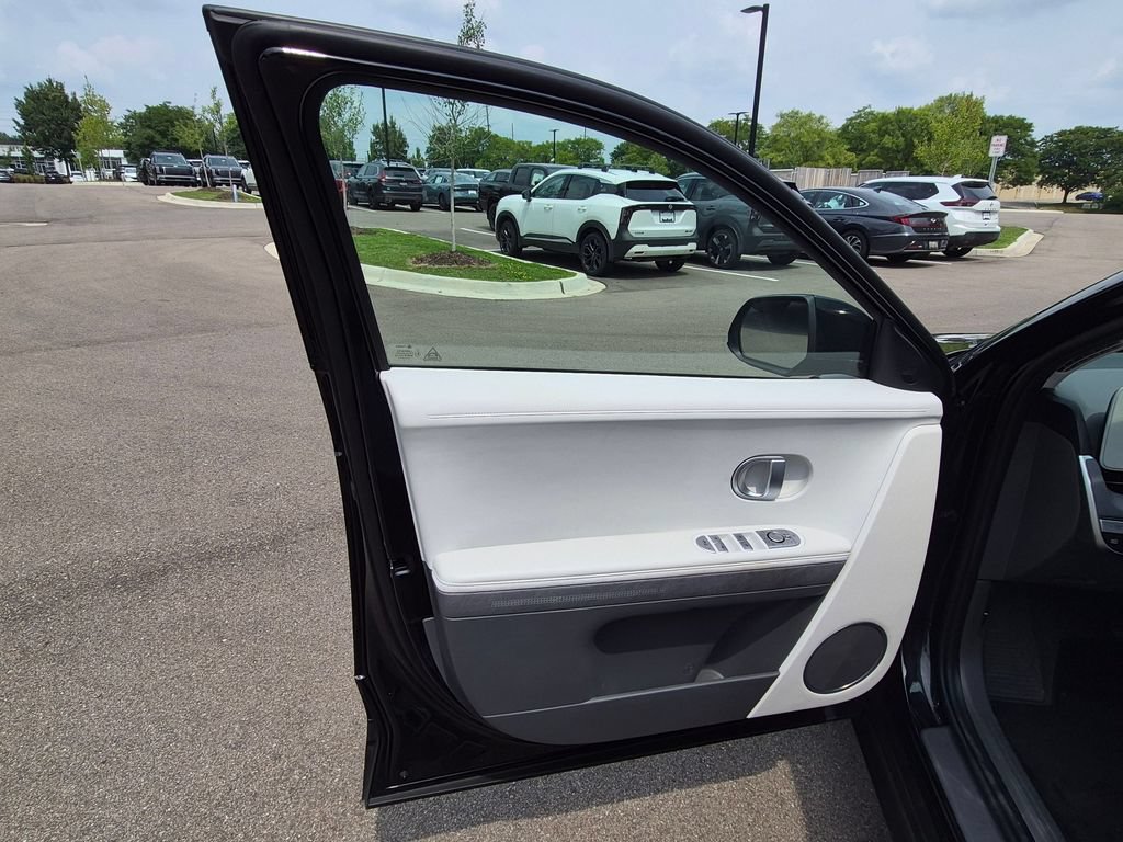 Certified 2023 Hyundai Ioniq 5 SEL AWD/4WD image 13
