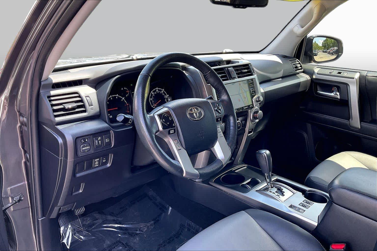 Used 2023 Toyota 4Runner SR5 Premium w/ Moonroof Package RWD image 14