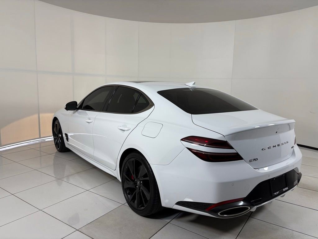 Used 2023 Genesis G70 3.3T w/ Sport Prestige Package image 3