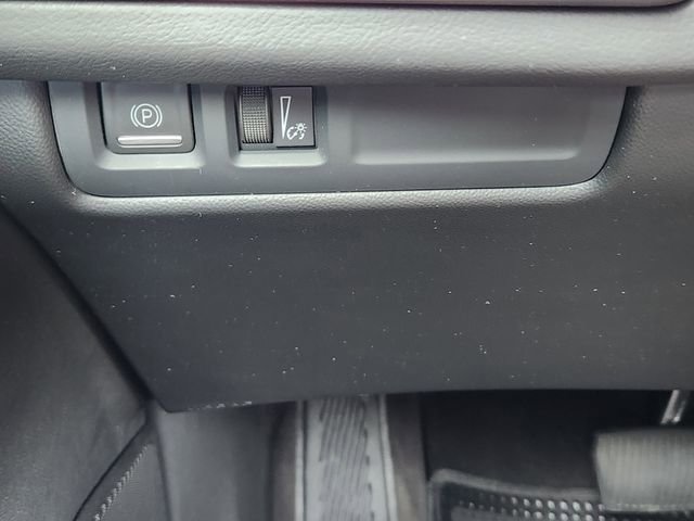 Used 2024 Cadillac XT4 Premium Luxury w/ Cold Weather Package image 23