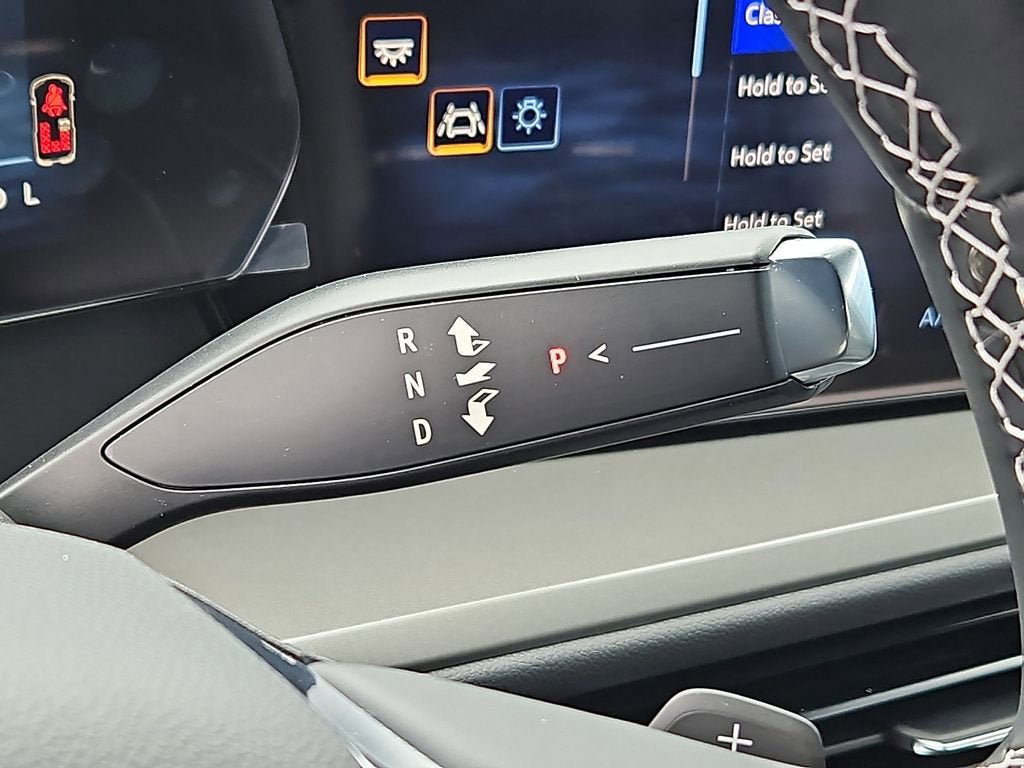 New 2026 Chevrolet Traverse LT w/ Enhanced Driving Package FWD image 11