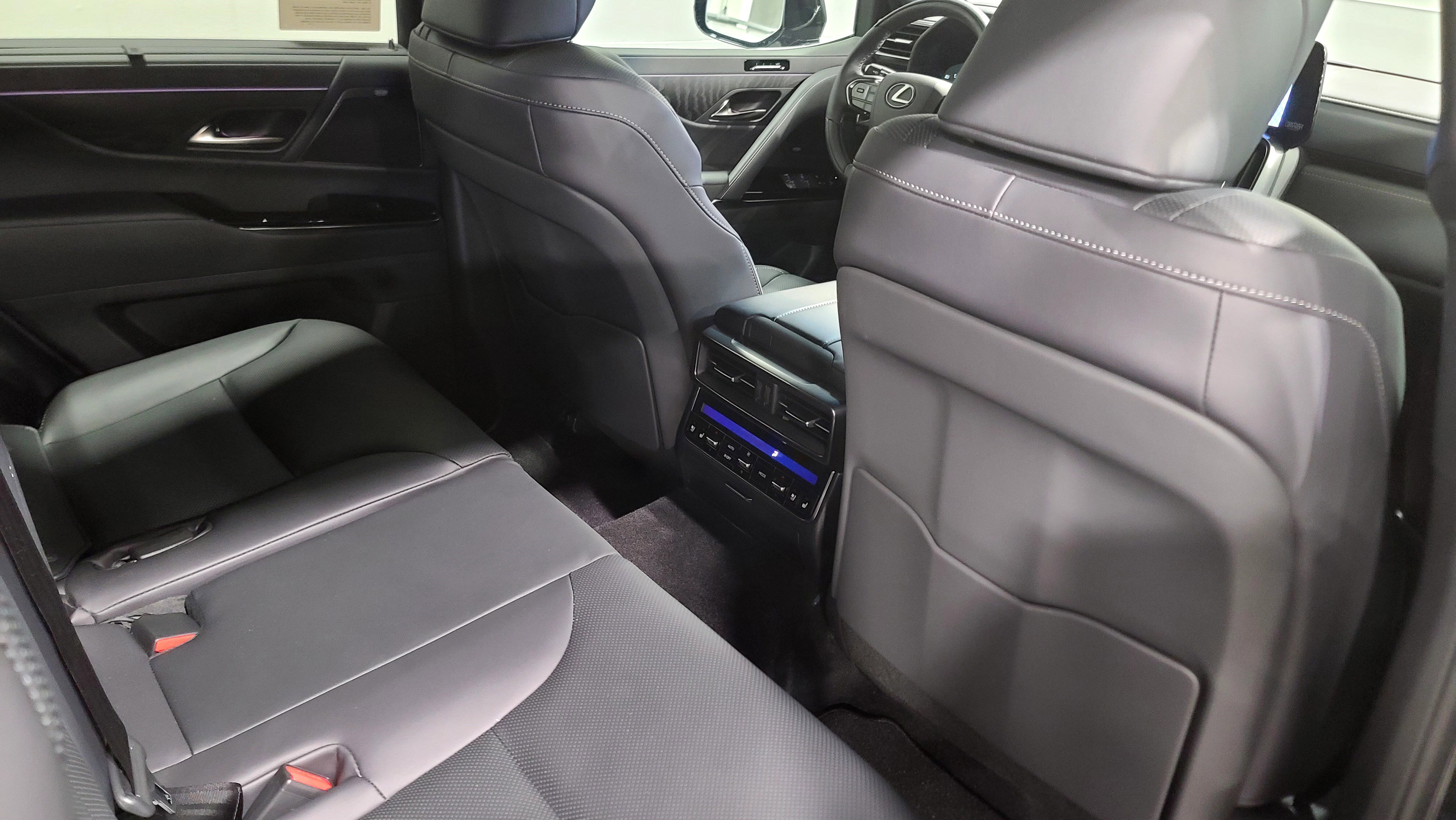New 2026 Lexus LX 700h Luxury AWD/4WD image 42