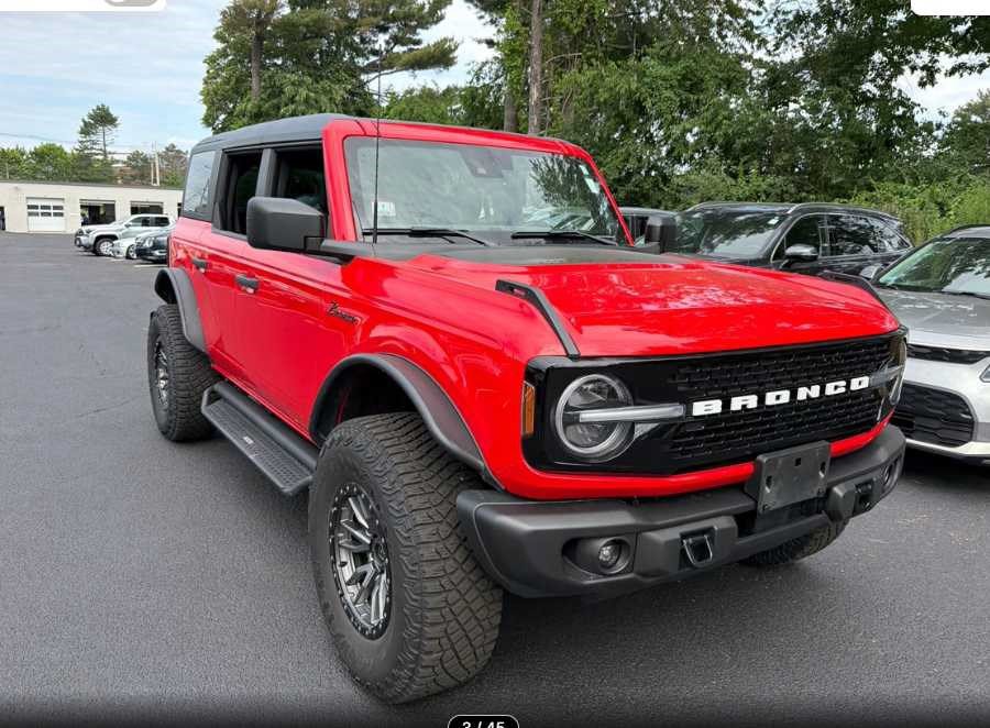 Used 2023 Ford Bronco Wildtrak AWD/4WD image 3