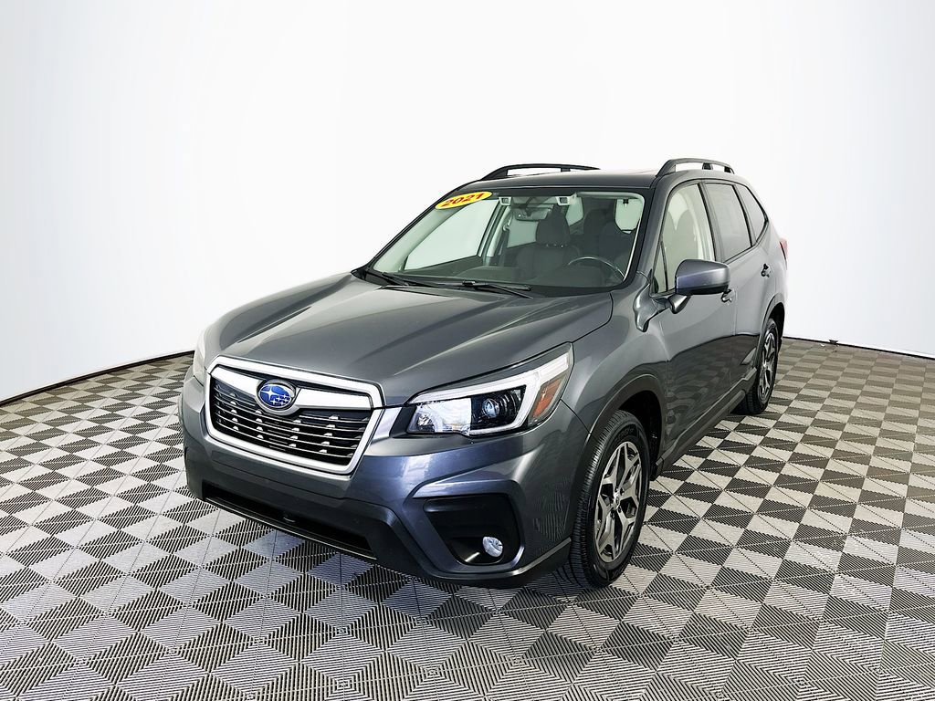 Used 2021 Subaru Forester Premium AWD/4WD image 5