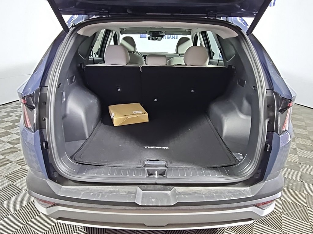 Used 2025 Hyundai Tucson SEL image 12