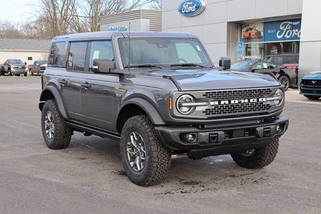 New 2025 Ford Bronco Badlands AWD/4WD image 2