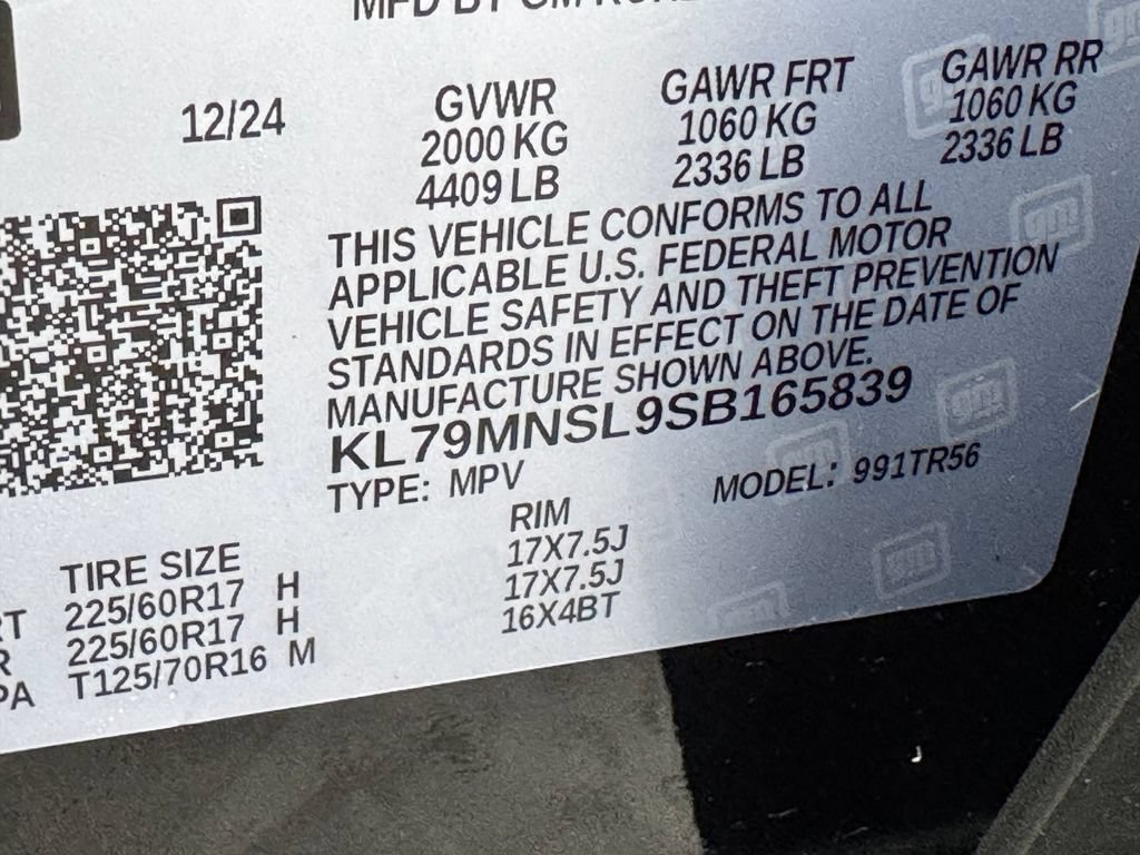 Used 2025 Chevrolet TrailBlazer LS AWD/4WD image 35