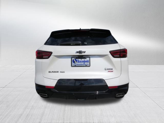 Certified 2023 Chevrolet Blazer RS w/ Driver Confidence II Package image 7